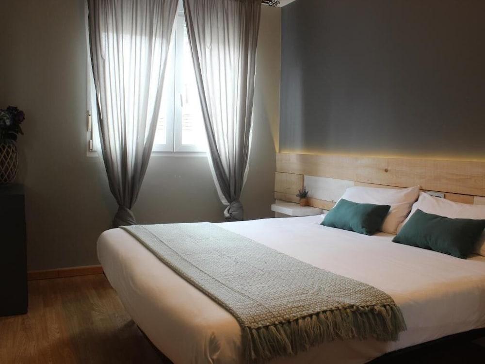 Hotel Alda Estacion 比戈 外观 照片